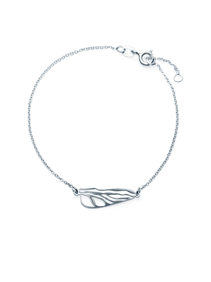 Brățară din argint cu lanț: aripă de libelulă,”Dragonfly Alchemy”